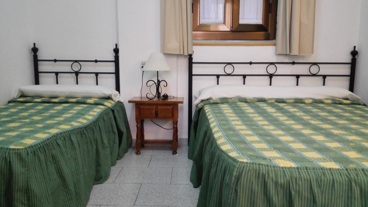 Pension Ciudad Navarro Ramos Granada Szoba fotó